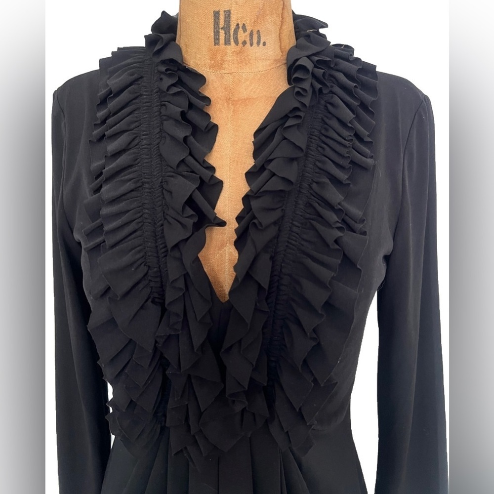 Maggy London Black Ruffle Deep V-Neck Dress NWOT 6 - Picture 3 of 8